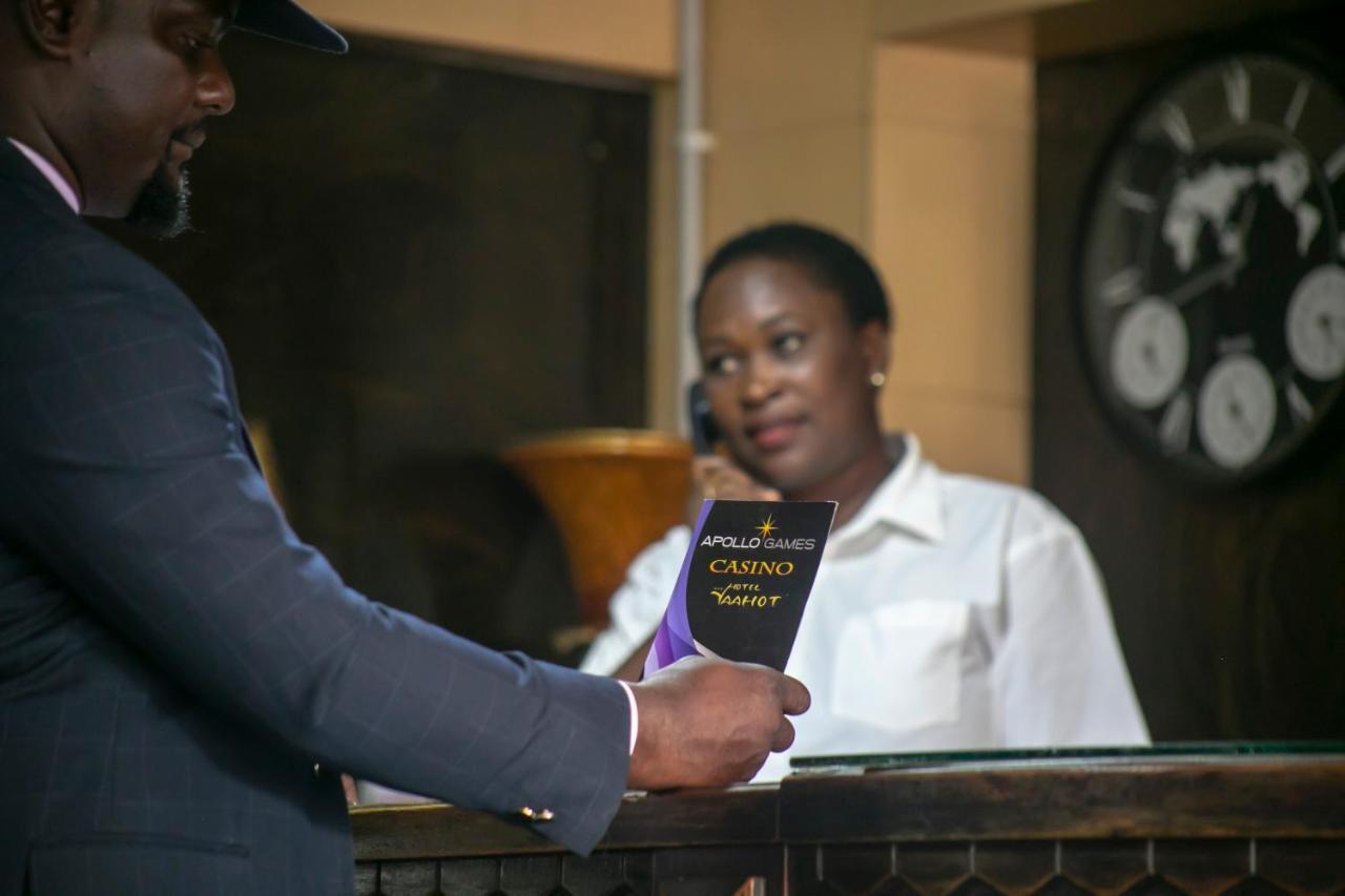 Hotel Yaahot Yaoundé Exteriér fotografie