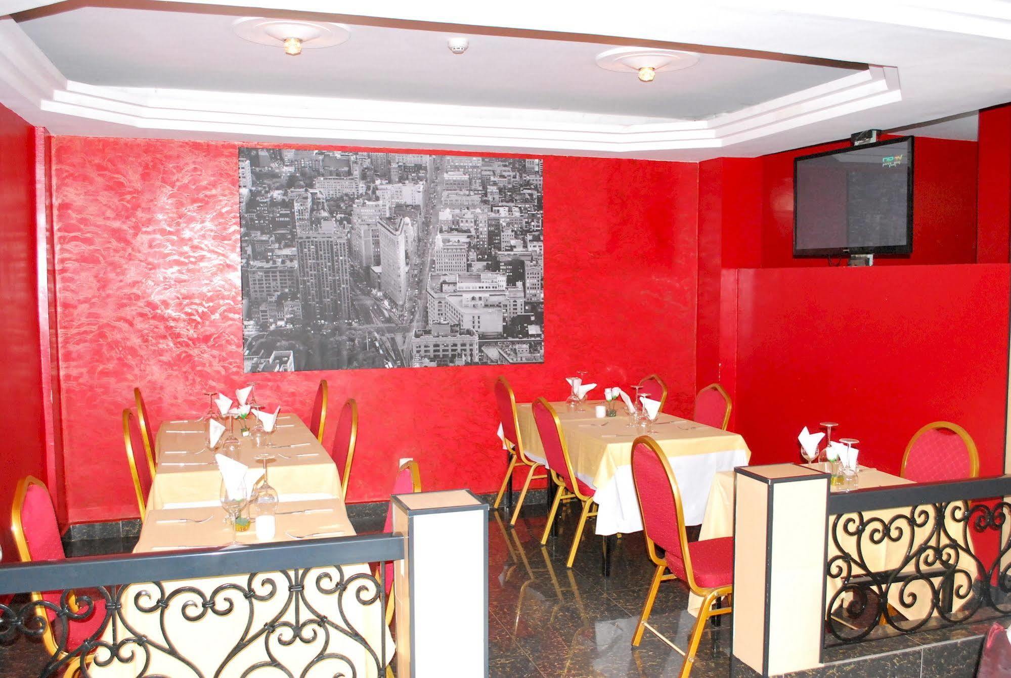 Hotel Yaahot Yaoundé Exteriér fotografie